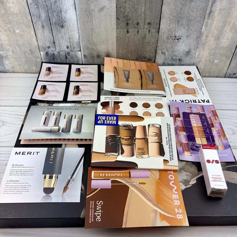 NIB Sephora Beauty Insider Foundation Sample & Primer 11 Piece Set.